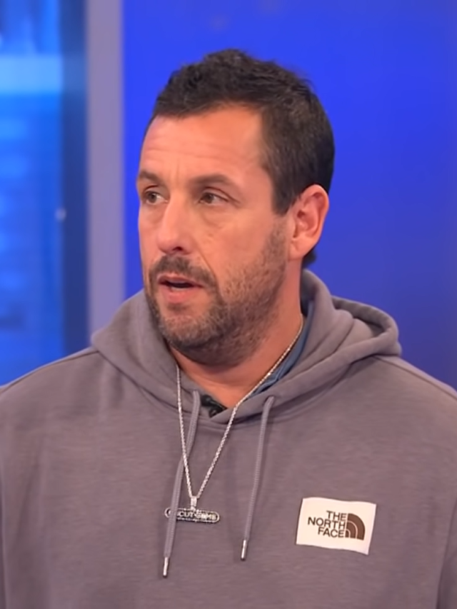 ADAM SANDLER HAS BEEN AWARDED THE MARK TWAIN PRIZE FOR AMERICAN HUMOUR.